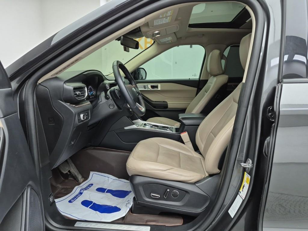 Ford Explorer - Vista 11