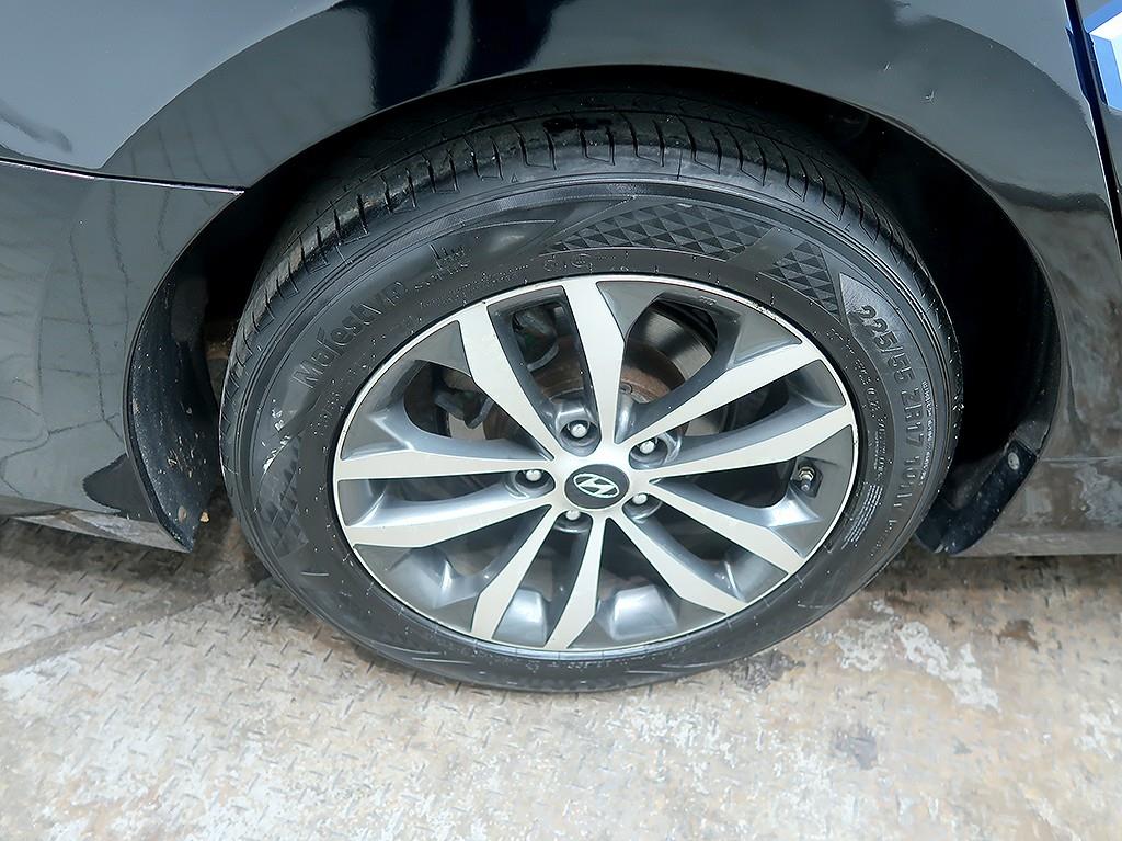 HYUNDAI Grandeur 2011 Negro - Importación desde Corea - HF Imports Iquique - Foto 7