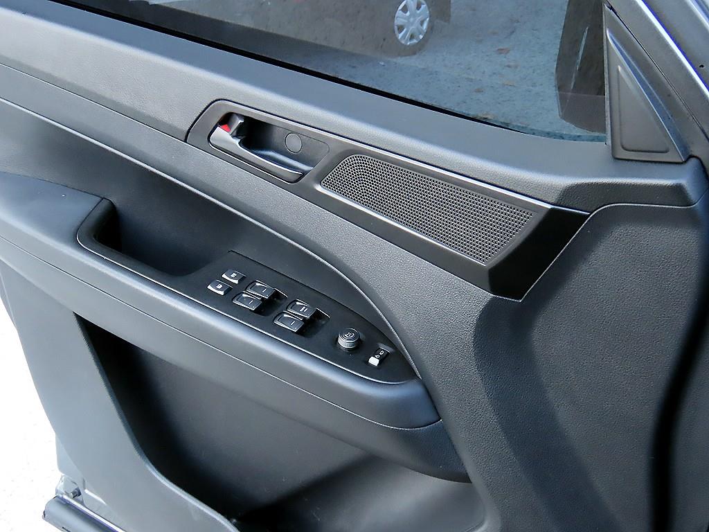 Ssangyong Rexton - Vista 12