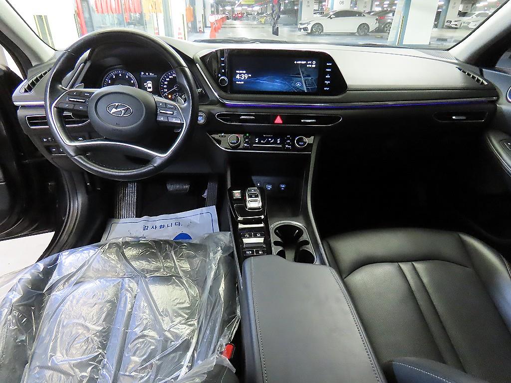 HYUNDAI Sonata - Vista 10