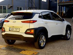 HYUNDAI Kona - Vista 8