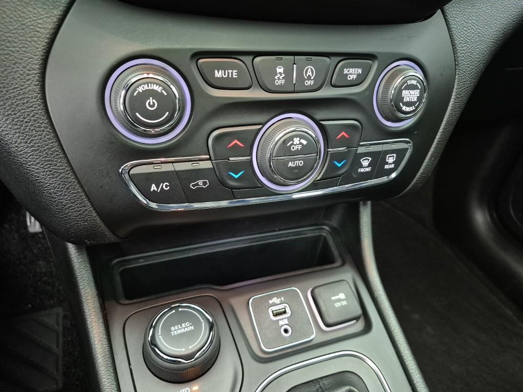 Jeep Cherokee - Vista 10