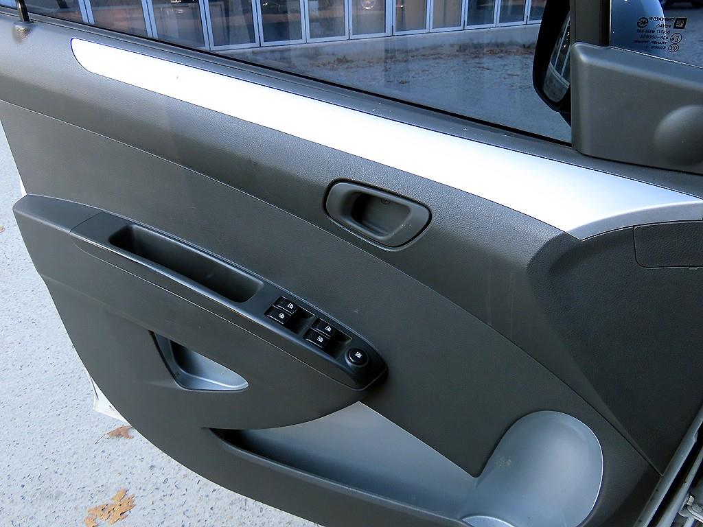 Chevrolet Spark - Vista 11