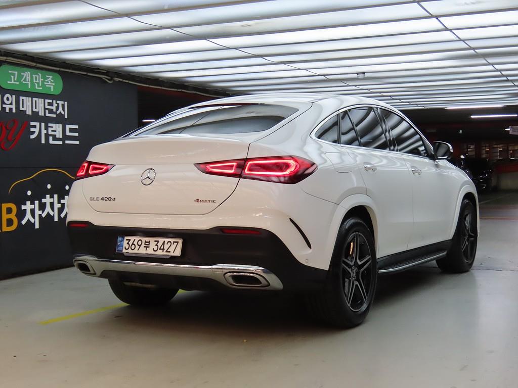 Mercedes Benz GLE Class - Vista 4