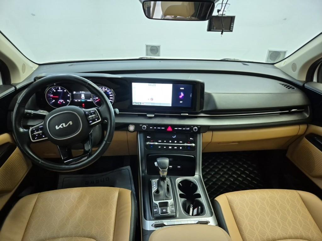 KIA Carnival - Vista 4