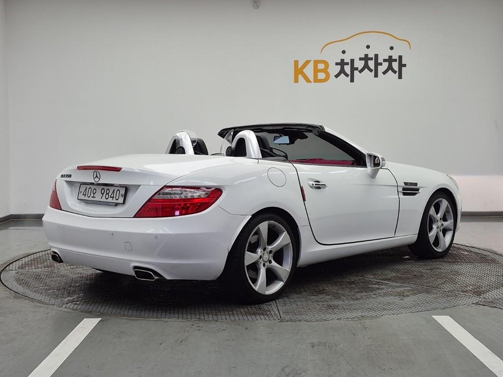 Mercedes Benz SLK Class - Vista 4