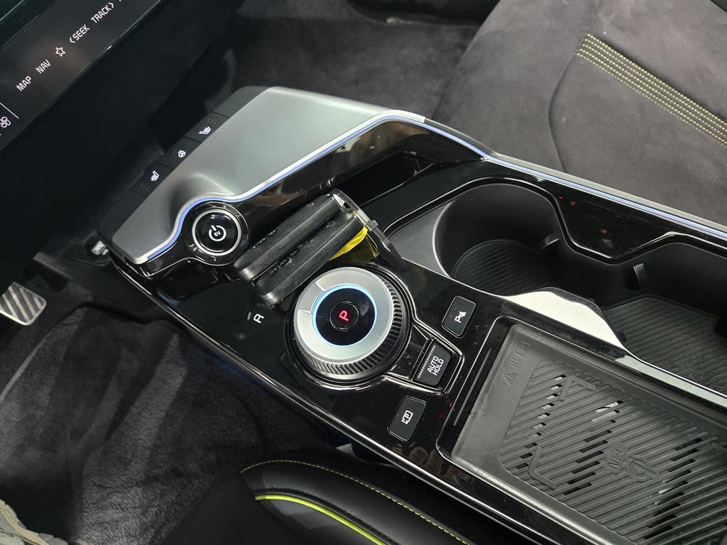 KIA EV6 2023 Blanco - Importación desde Corea - HF Imports Iquique - Foto 18