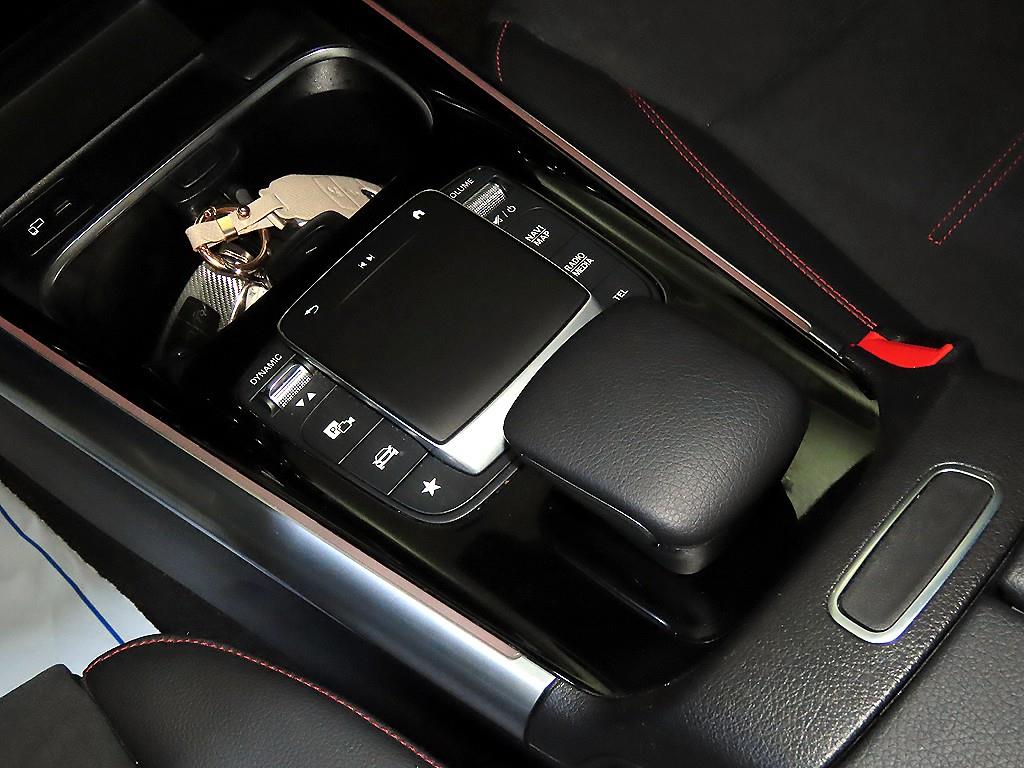 Mercedes Benz GLA Class 2022 Blanco - Importación desde Corea - HF Imports Iquique - Foto 13