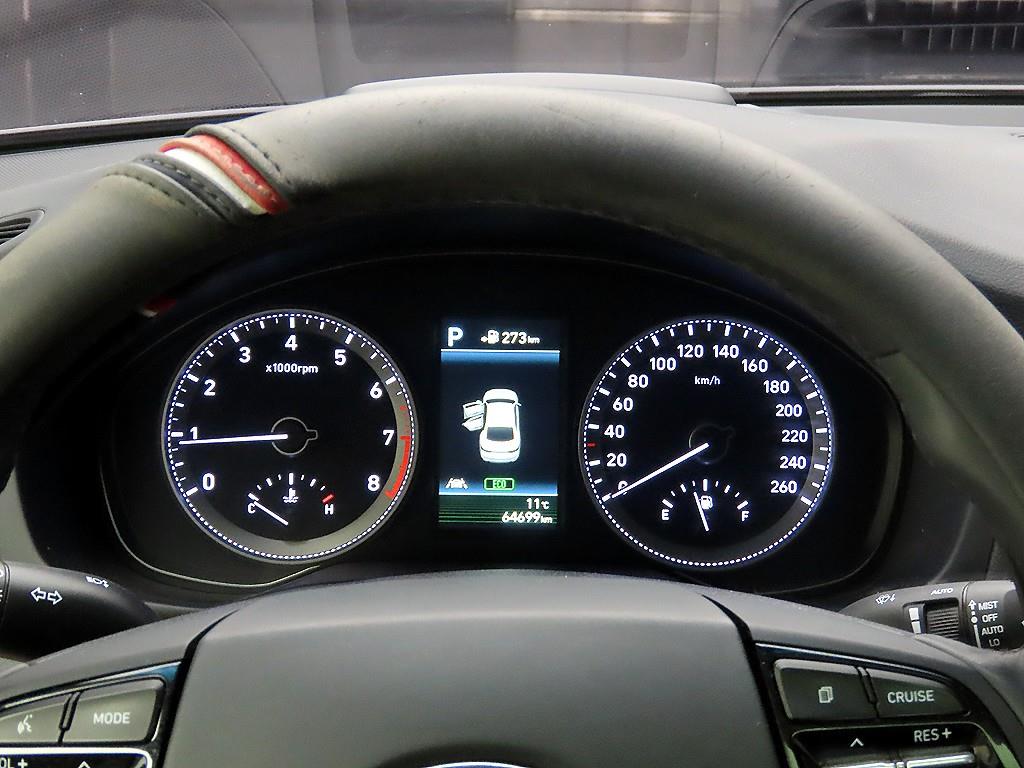 HYUNDAI Grandeur - Vista 6