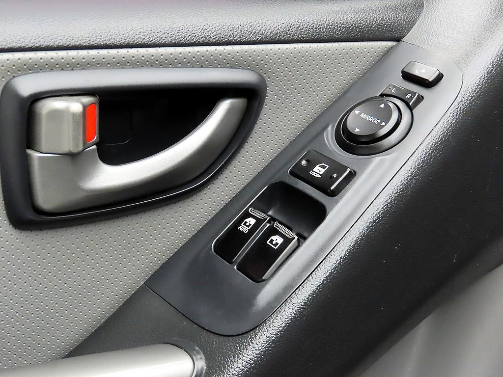 HYUNDAI Starex - Vista 10