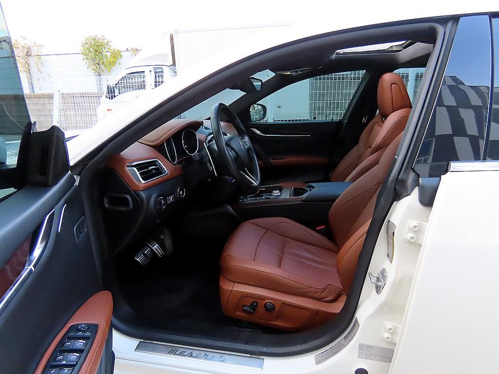 Maserati Ghibli - Vista 5