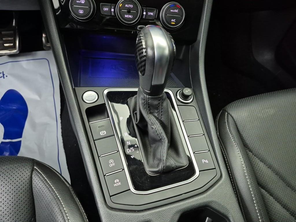 Volkswagen Jetta - Vista 8