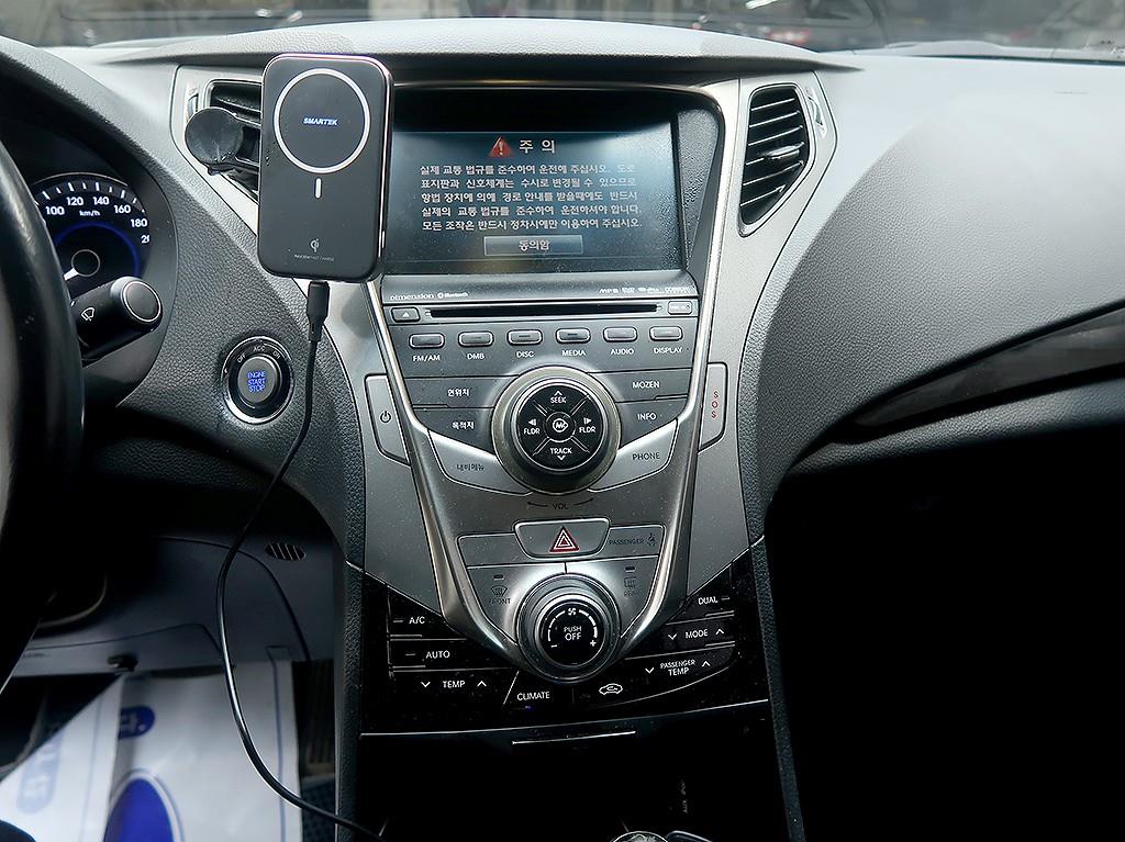 HYUNDAI Grandeur 2011 Negro - Importación desde Corea - HF Imports Iquique - Foto 9