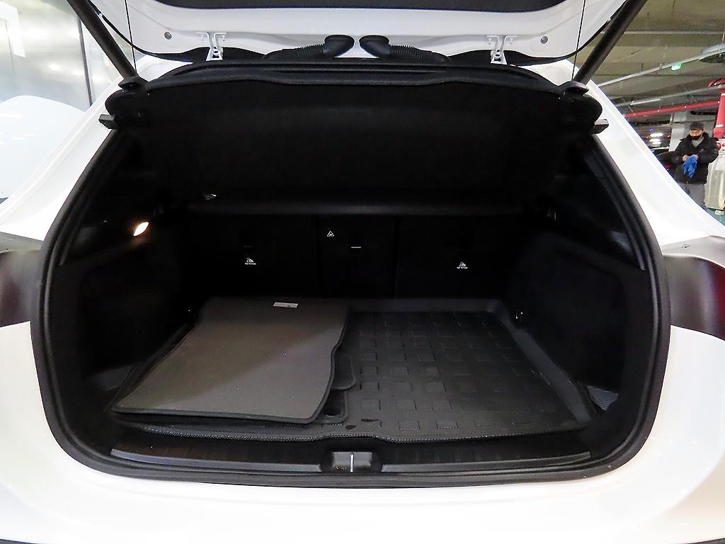 Mercedes Benz GLA Class 2022 Blanco - Importación desde Corea - HF Imports Iquique - Foto 17