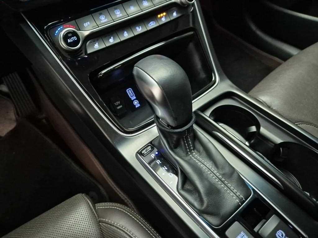 HYUNDAI Grandeur - Vista 8