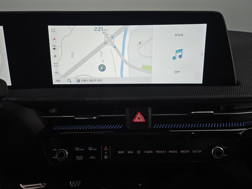 KIA EV6 2023 Blanco - Importación desde Corea - HF Imports Iquique - Foto 19