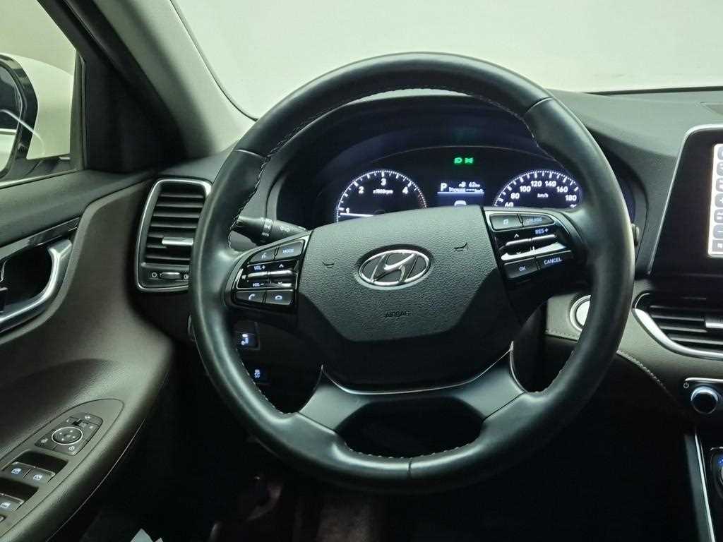 HYUNDAI Grandeur - Vista 9