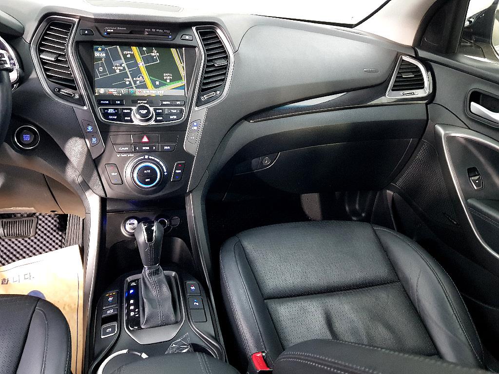 HYUNDAI Santa Fe - Vista 10