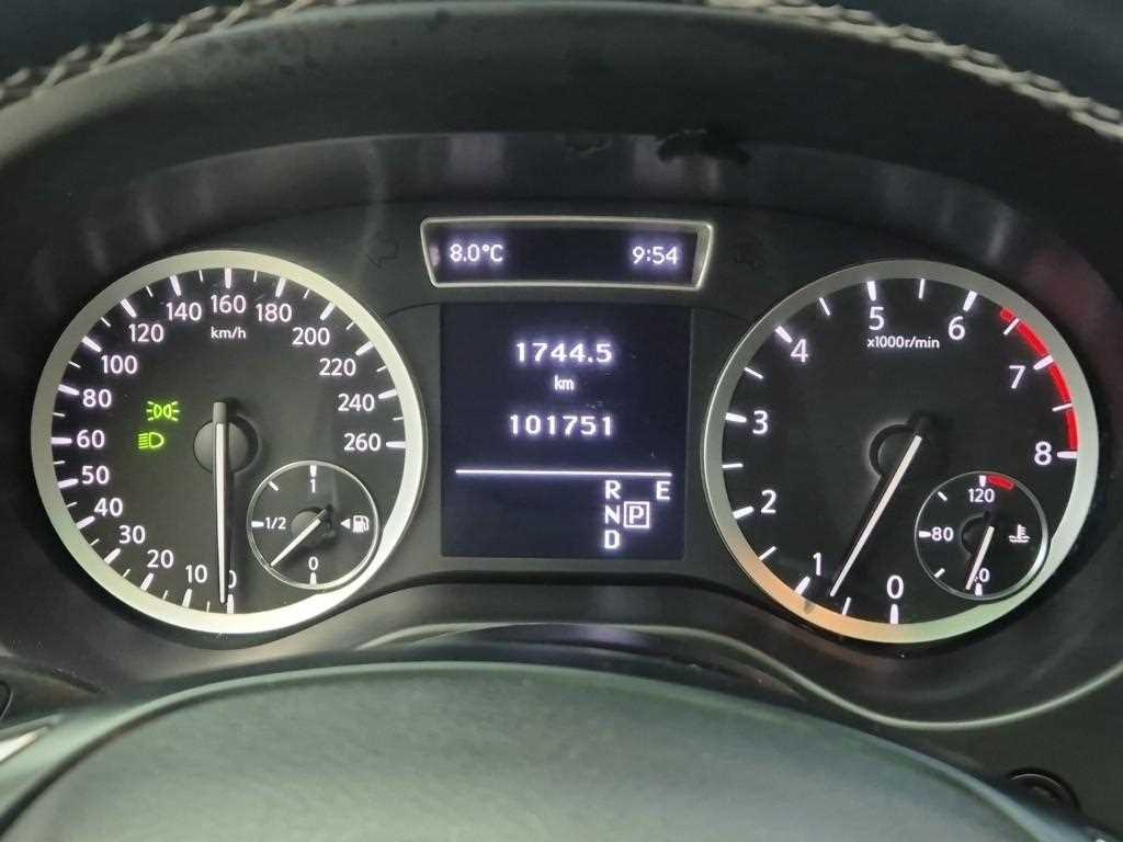 Infiniti QX - Vista 6