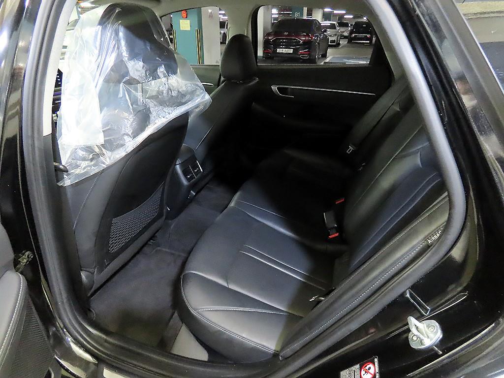 HYUNDAI Sonata - Vista 7