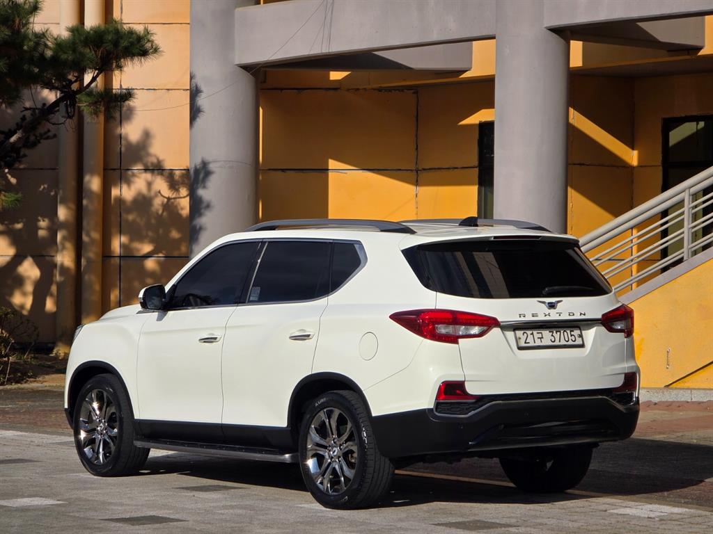 Ssangyong Rexton - Vista 5