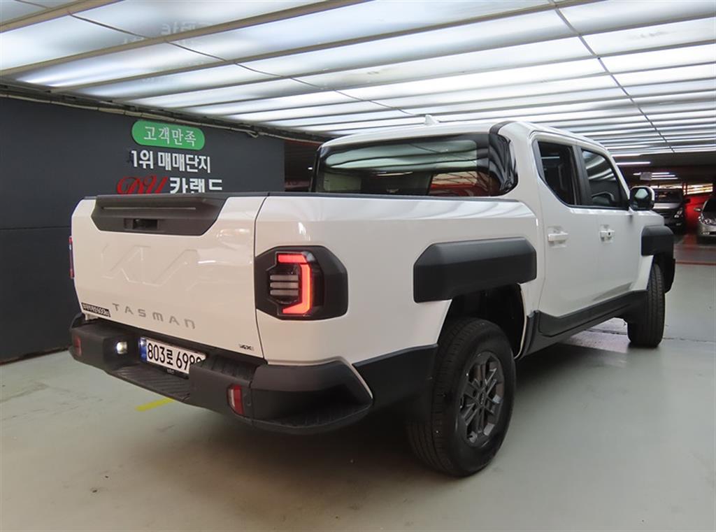 KIA Tasman - Vista 4