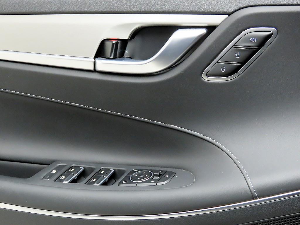 HYUNDAI Grandeur - Vista 11