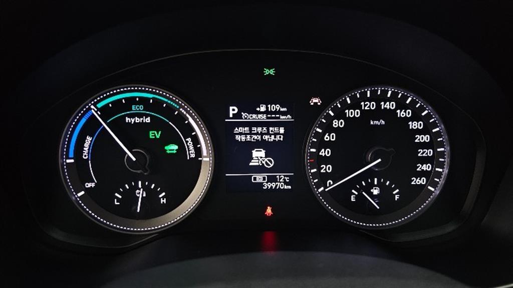 HYUNDAI Grandeur - Vista 7