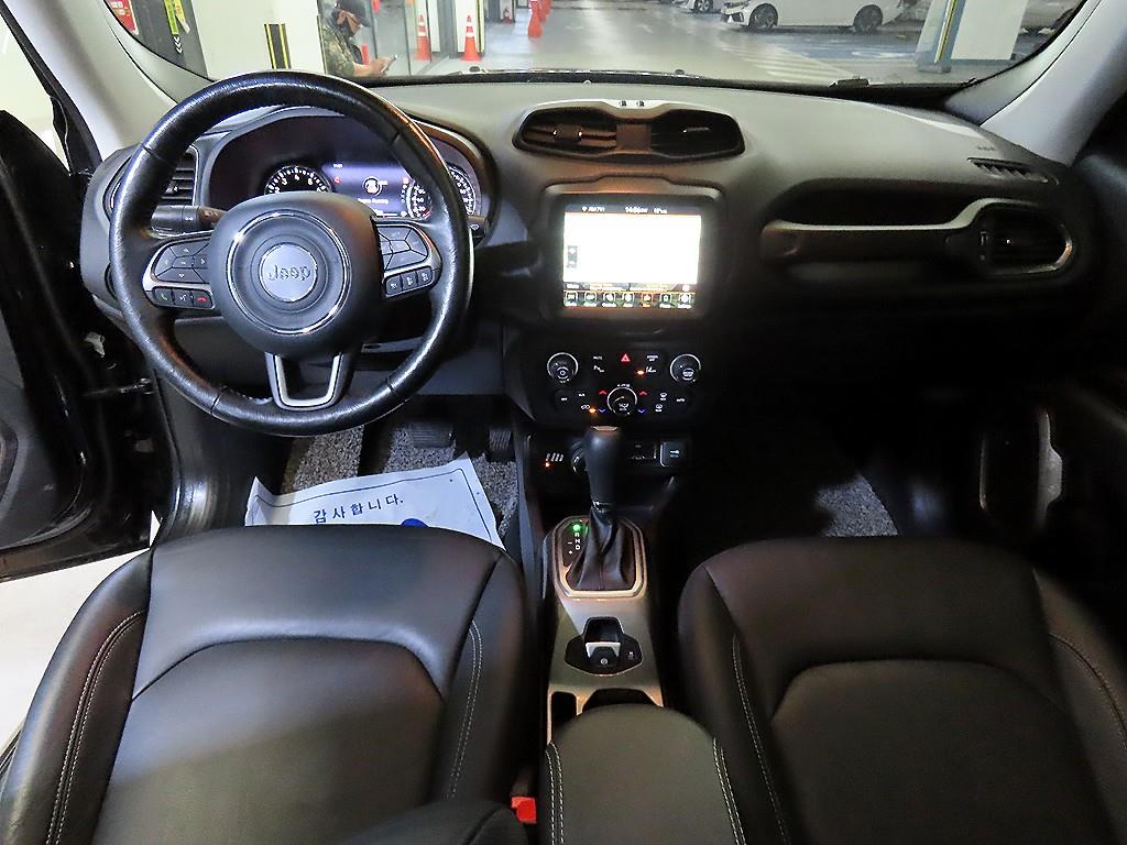 Jeep Renegade - Vista 10