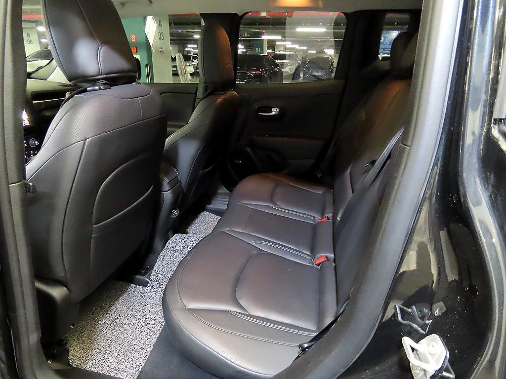 Jeep Renegade - Vista 7