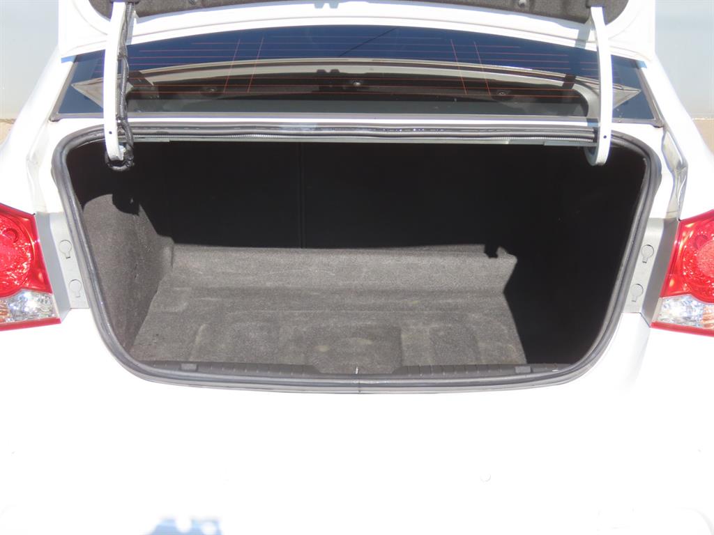 Chevrolet Cruise - Vista 9