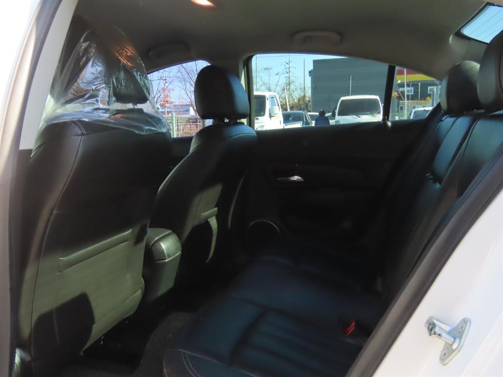 Chevrolet Cruise - Vista 11