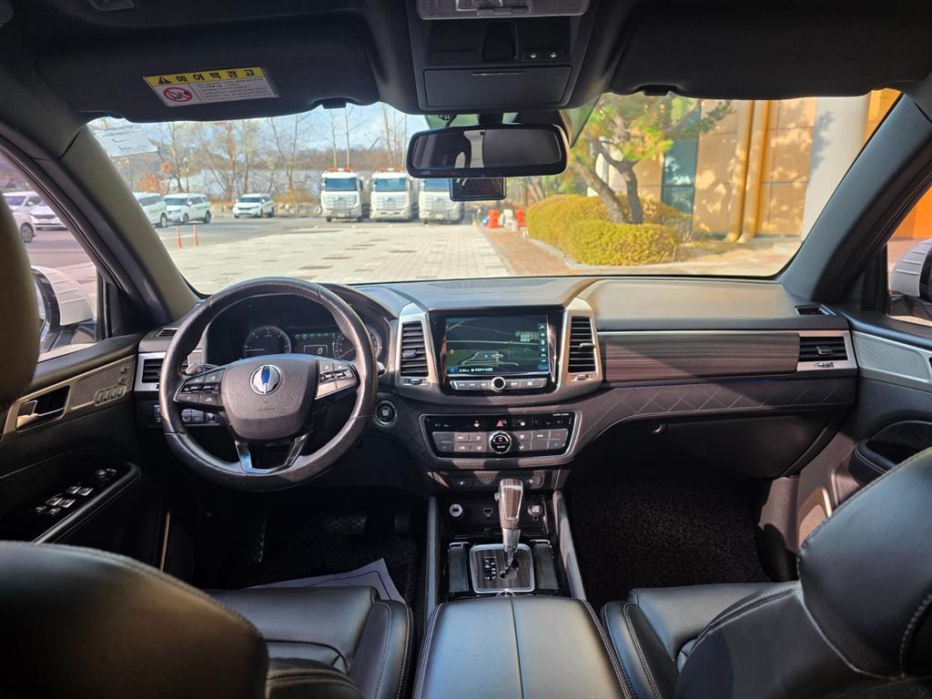 Ssangyong Rexton - Vista 9