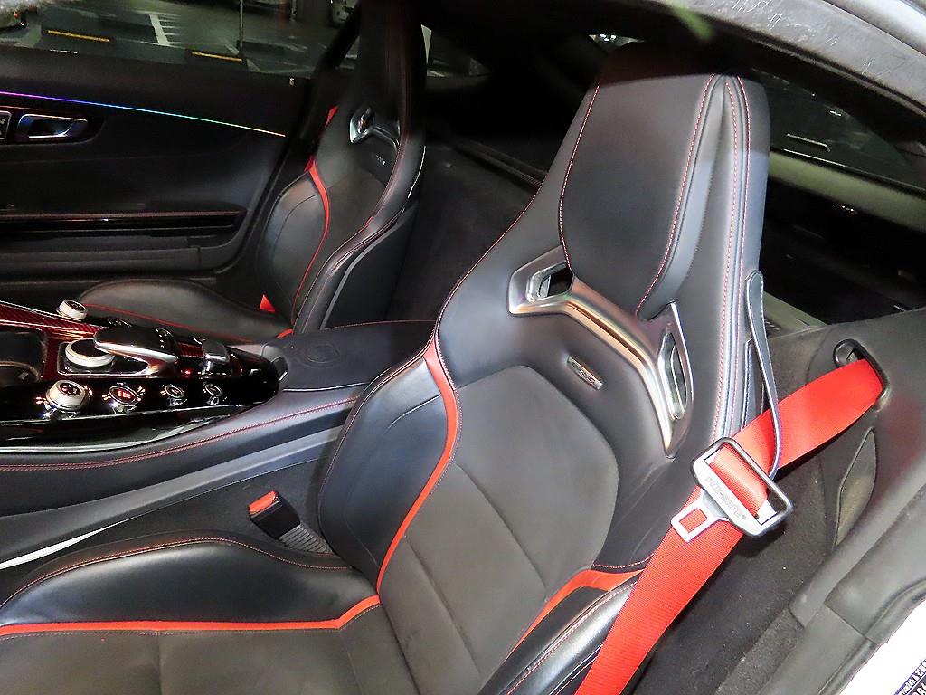 Mercedes Benz AMG GT - Vista 7