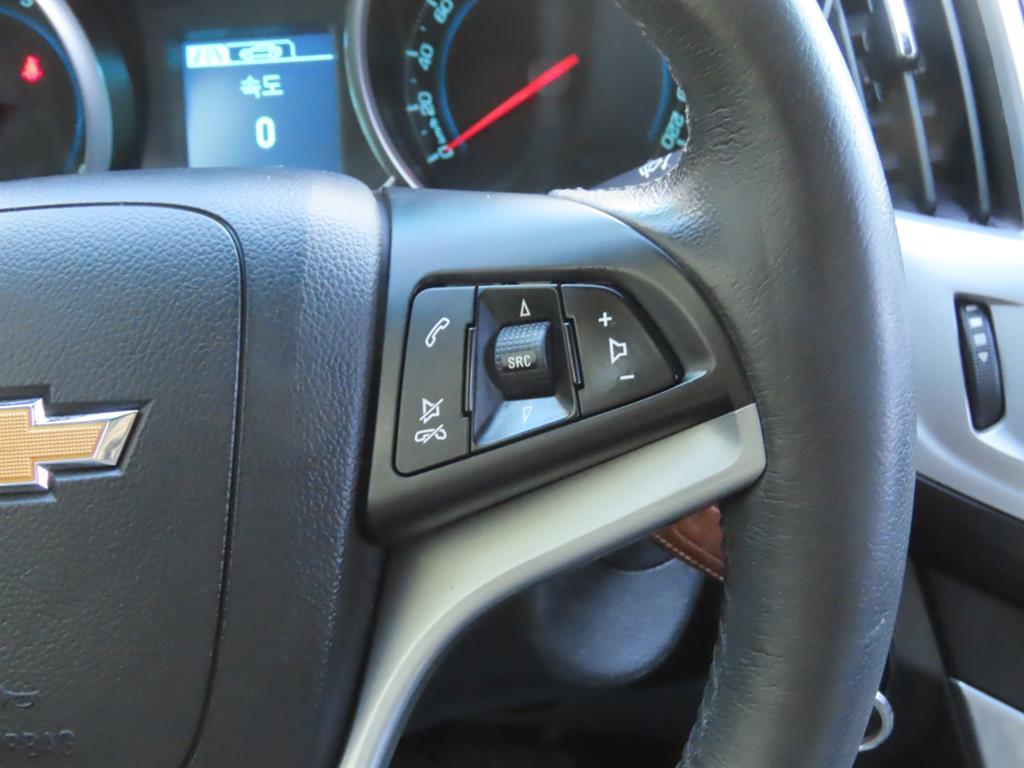 Chevrolet Cruise 2013 Blanco - Importación desde Corea - HF Imports Iquique - Foto 11