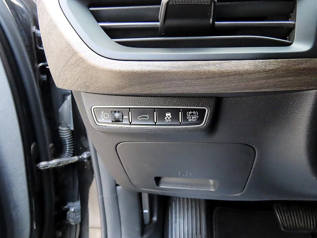 KIA K8 - Vista 11