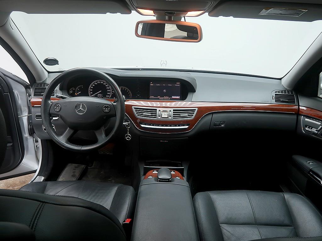 Mercedes Benz S Class - Vista 9