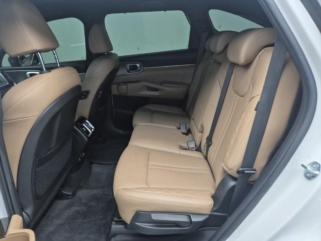 KIA Sorento - Vista 12
