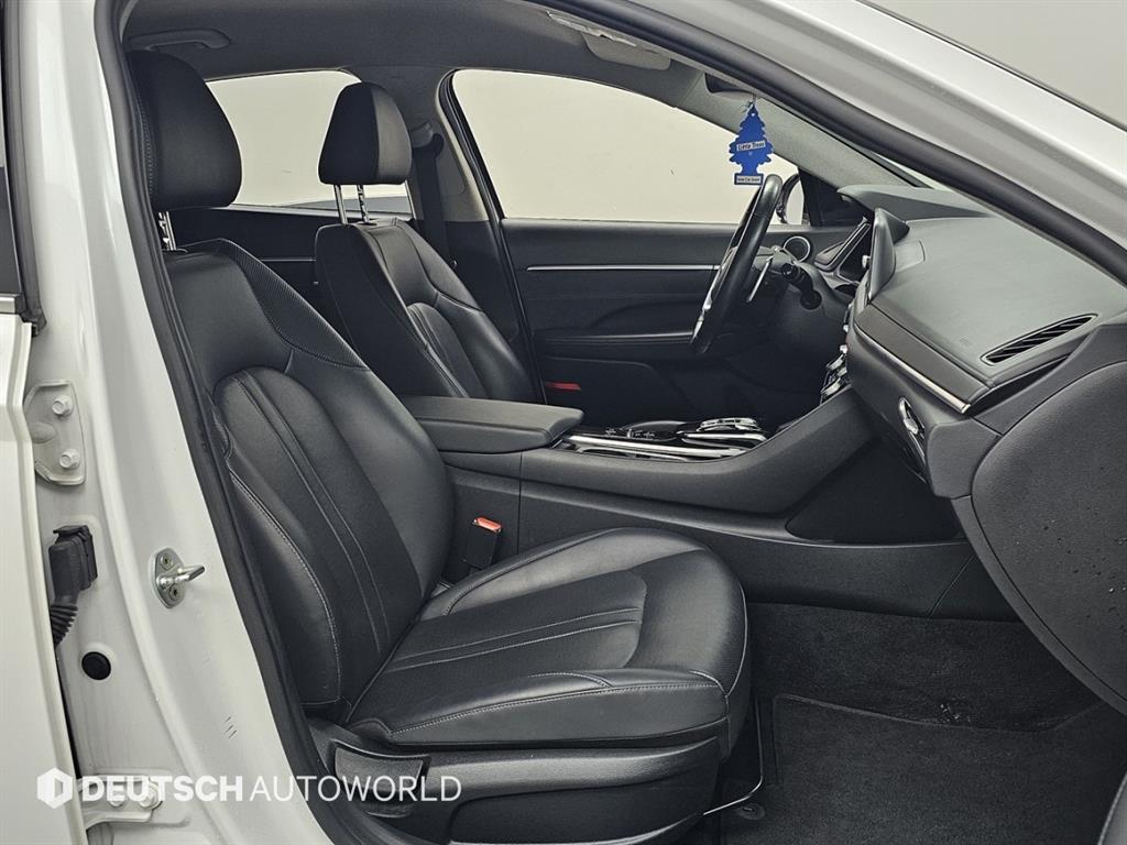 HYUNDAI Sonata - Vista 10