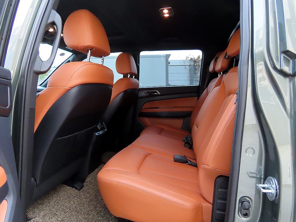 Ssangyong Rexton - Vista 6