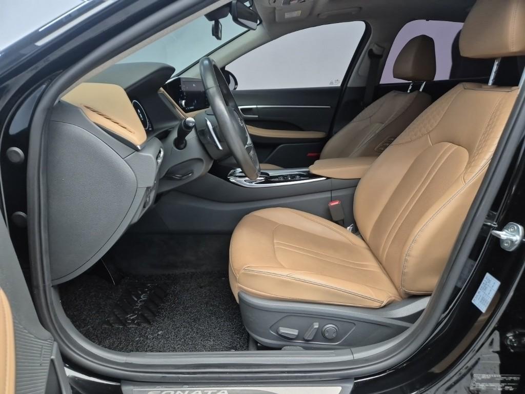 HYUNDAI Sonata - Vista 11