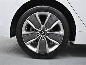 HYUNDAI Ioniq - Vista 6