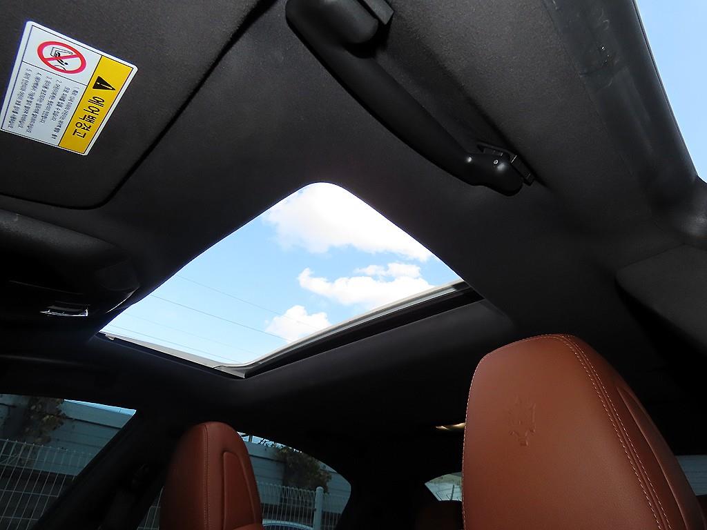 Maserati Ghibli 2018 Blanco - Importación desde Corea - HF Imports Iquique - Foto 18