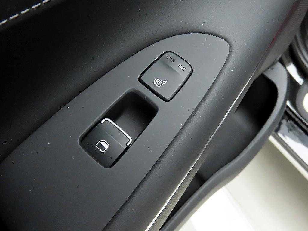 HYUNDAI Grandeur 2018 Negro - Importación desde Corea - HF Imports Iquique - Foto 15