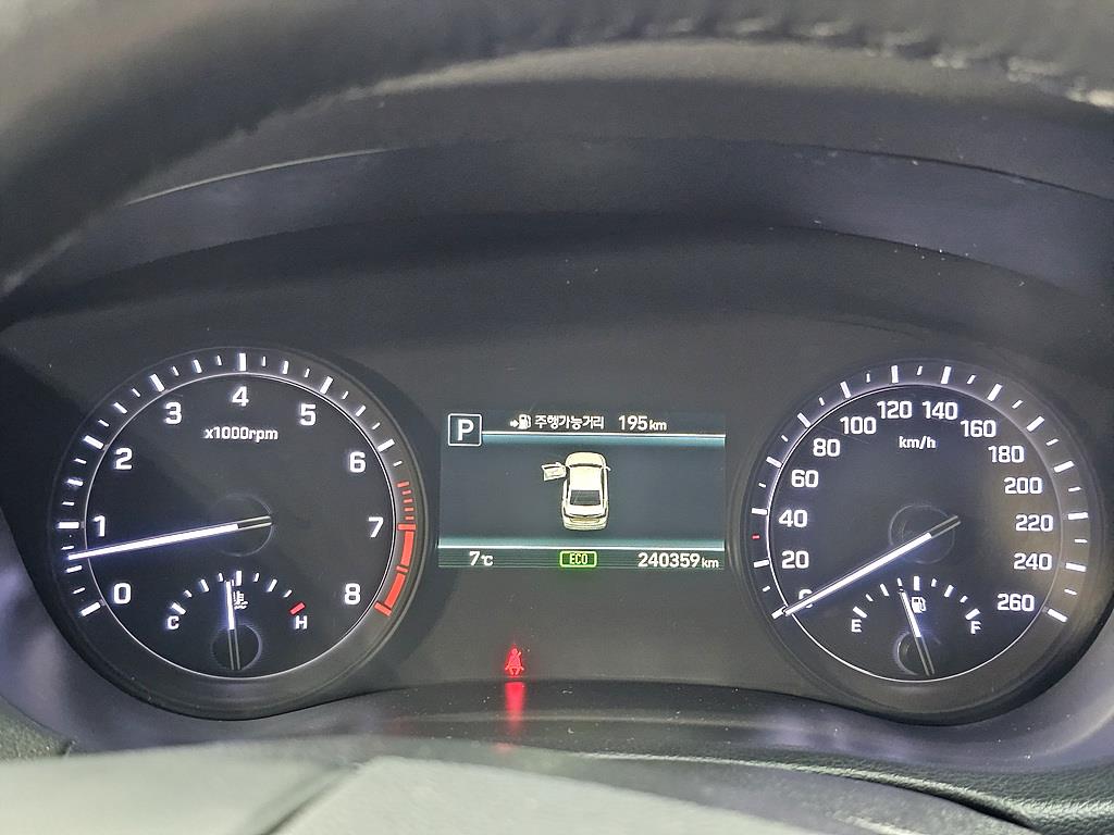 Genesis G80 - Vista 7