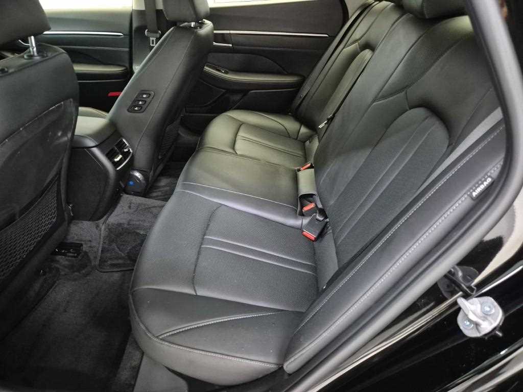 HYUNDAI Sonata - Vista 12