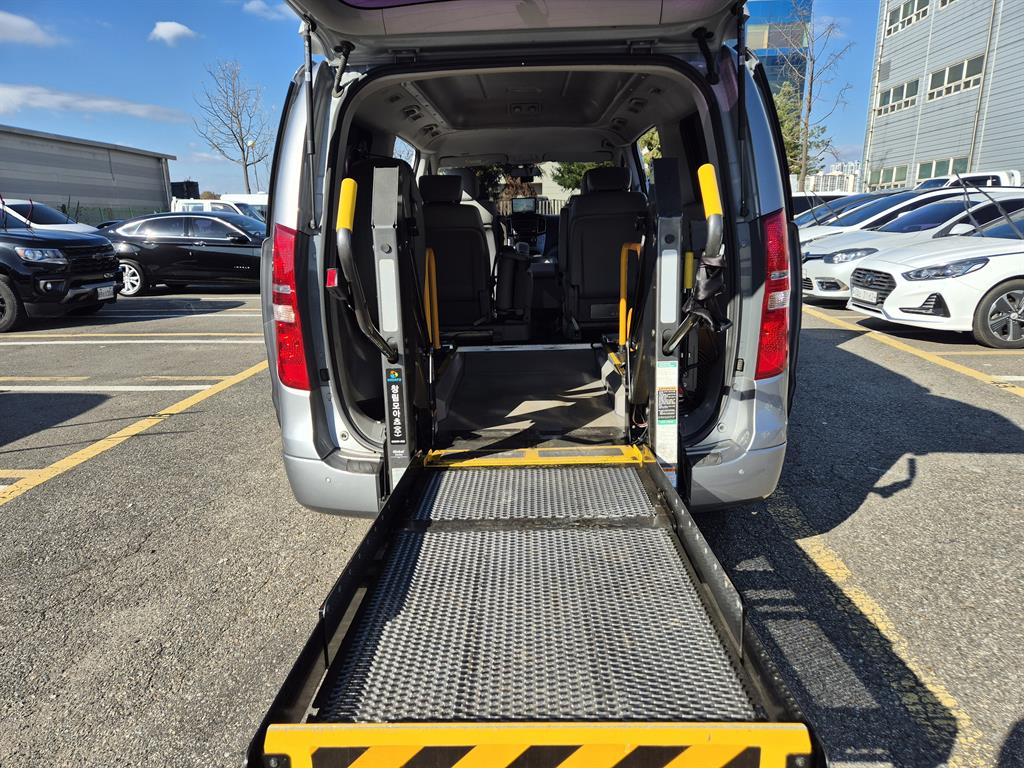 HYUNDAI Starex 2018 Gris - Importación desde Corea - HF Imports Iquique - Foto 19