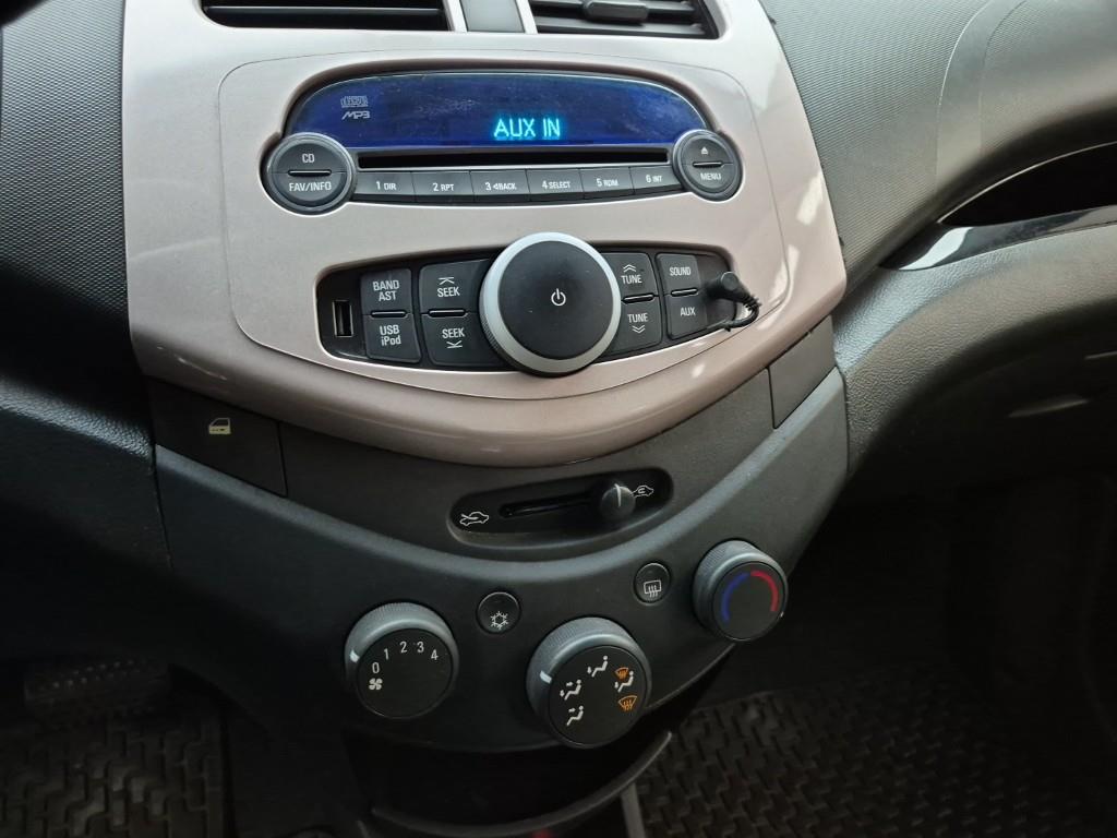 Chevrolet Spark - Vista 10