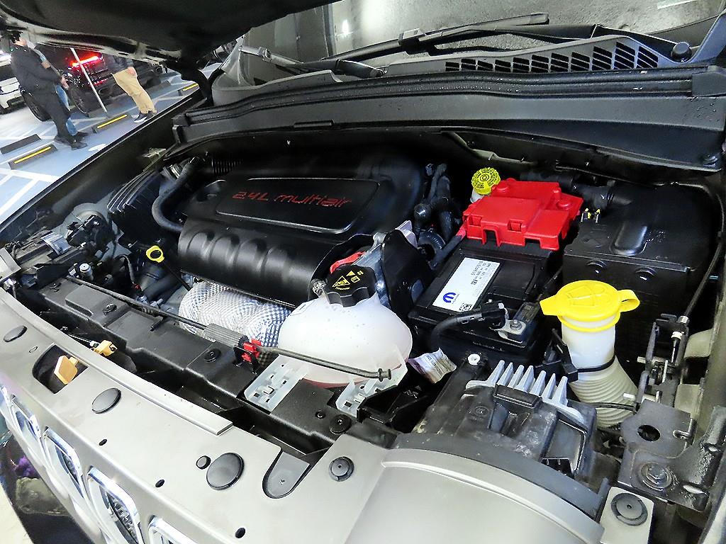 Jeep Renegade 2021 Negro - Importación desde Corea - HF Imports Iquique - Foto 19