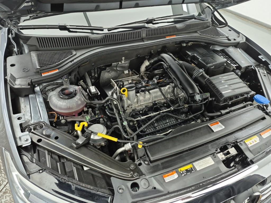 Volkswagen Jetta - Vista 6